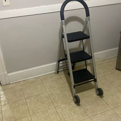 Ladder/stool/ Handcart