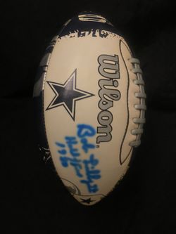 1980 Dallas, cowboy football signed by Bob Lilly