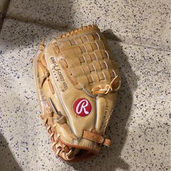 Rawlings Right Handed Glove