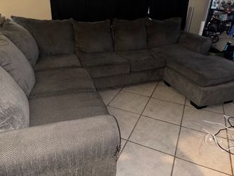 Large Gray Fabric Sectional Sofa with Chaise