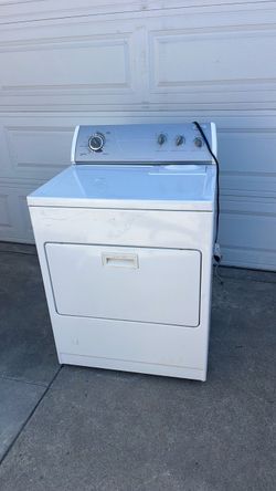 Selling Dryer Whirlpool