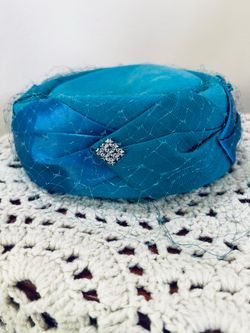 Vintage Neumann Endler Ladies Hat Blue Fair Field Wool