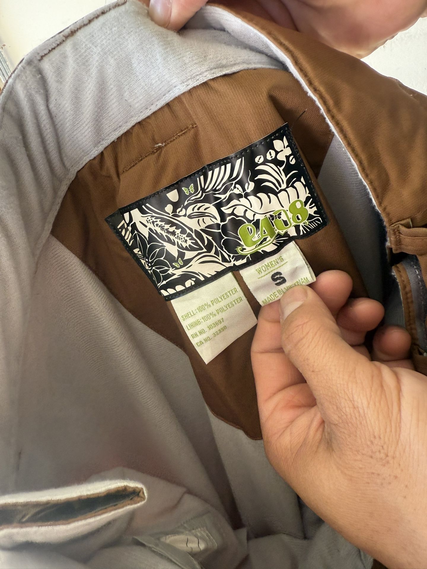 women’s snowboarding/snow pants 