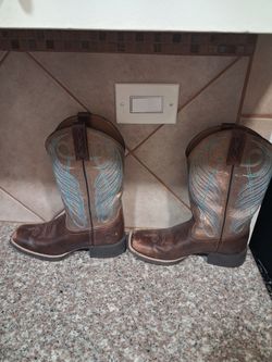 Ariat Women's Western Boots (Size 6.5)