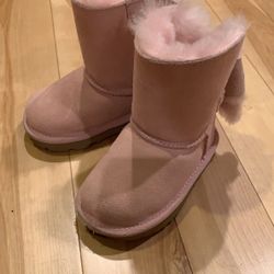 UGG Toddler’s Boots US 7