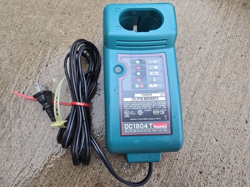 OEM Makita DC1804T Power Tool Battery Charger Ni-MH Ni-CD 7.2 -18V, 120VAC. NEW