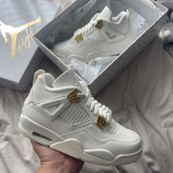 Jordan 4 Metallic Gold