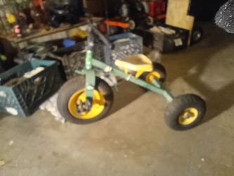 Vintage John Deere Mighty Trike Tricycle 