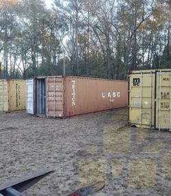 20ft, 40ft Shipping Containers - Leak Free Wind Water Tight
