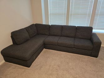 Gray fabric sectional with left chaise