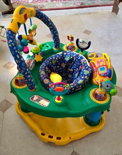 Evenflo ExerSaucer Activity Center
