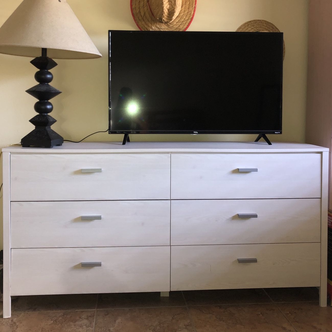 Dresser for Sale in Miami, FL OfferUp