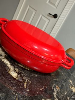 Sur La Table Enameled Cast Iron  Dutch oven bake pot