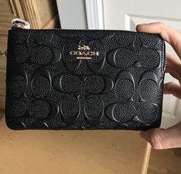 Coach Wristlet new with tag