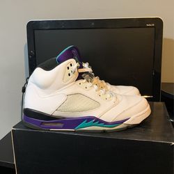 Air Jordan 5 ( Grape 5s )