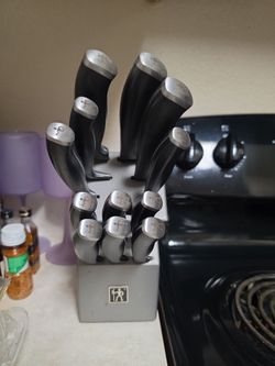 Henkel Knife Set