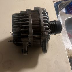 Alternator - 2.4L 4-Cylinder - Bosch 30(contact info removed)8843