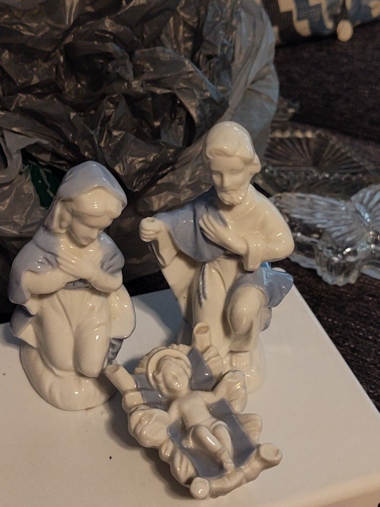 Mary Joseph an Baby Jesus