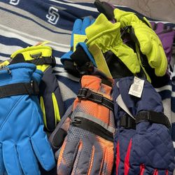 Toddlers And Kids Snow Gloves 