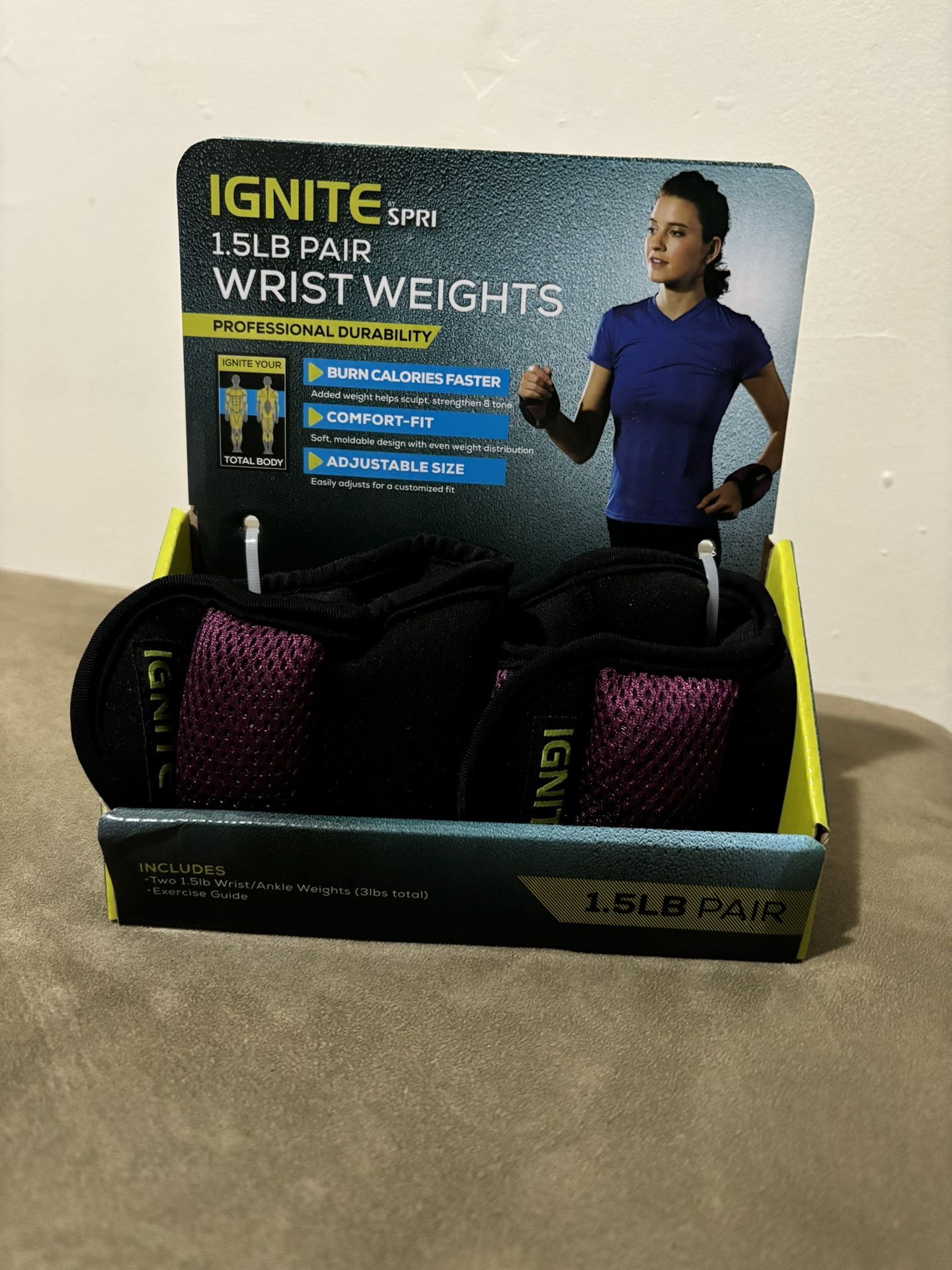 1.5 LB WRIST WEIGHTS PAIR