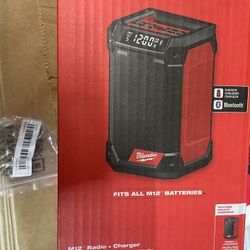 Milwaukee Bluetooth Speaker 