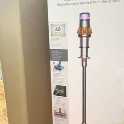 🚨 BRAND NEW Dyson V15 Submarine – Vacuums & Mops in One! 💧🧹
