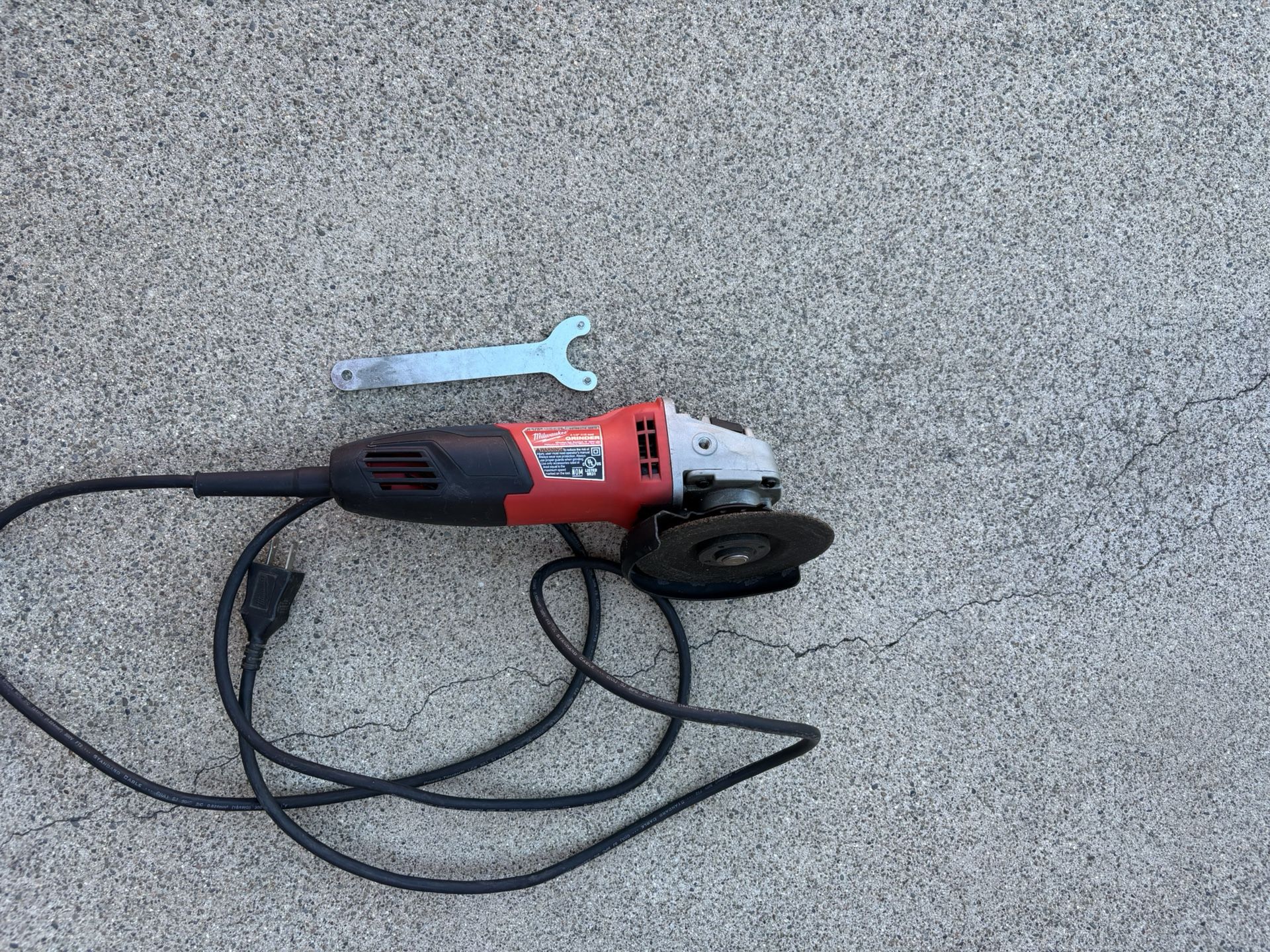 Milwaukee Angle Grinder