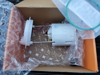 Fuel Pump Assembly Compatible with 2005-2016 Chrysler 300 Dodge Charger Challenger Magnum 2.7L 3.5L 3.6L 5.7L, with sending unit fuel Replaces E7192M 