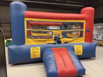 Inflatable Boxing Ring ā Used, Still Works (Needs New Gloves)