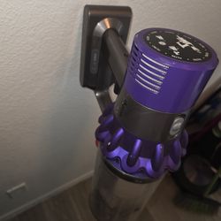 Nice and vacuum works.Good comes with everything