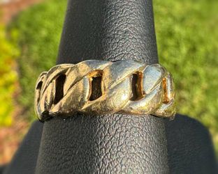 Jewelry 10k solid yellow gold thick Cuban link 🔗 ring size 9.50