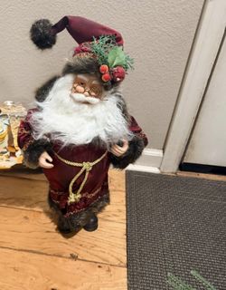 Christmas Home Decor- Box - Price Is For All- Faux Greenery