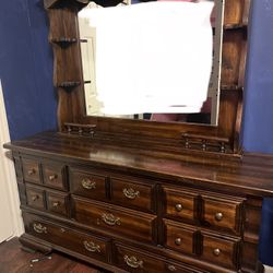 BROYHILL PREMIER AMERICANA COLLECTION