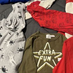 Size 4T… $4, $5, $7, & $8 EACH…long Sleeves..also a Couple hoodies (In New Condition) Shoes Also Jordan’s, 👉🏽What Size?