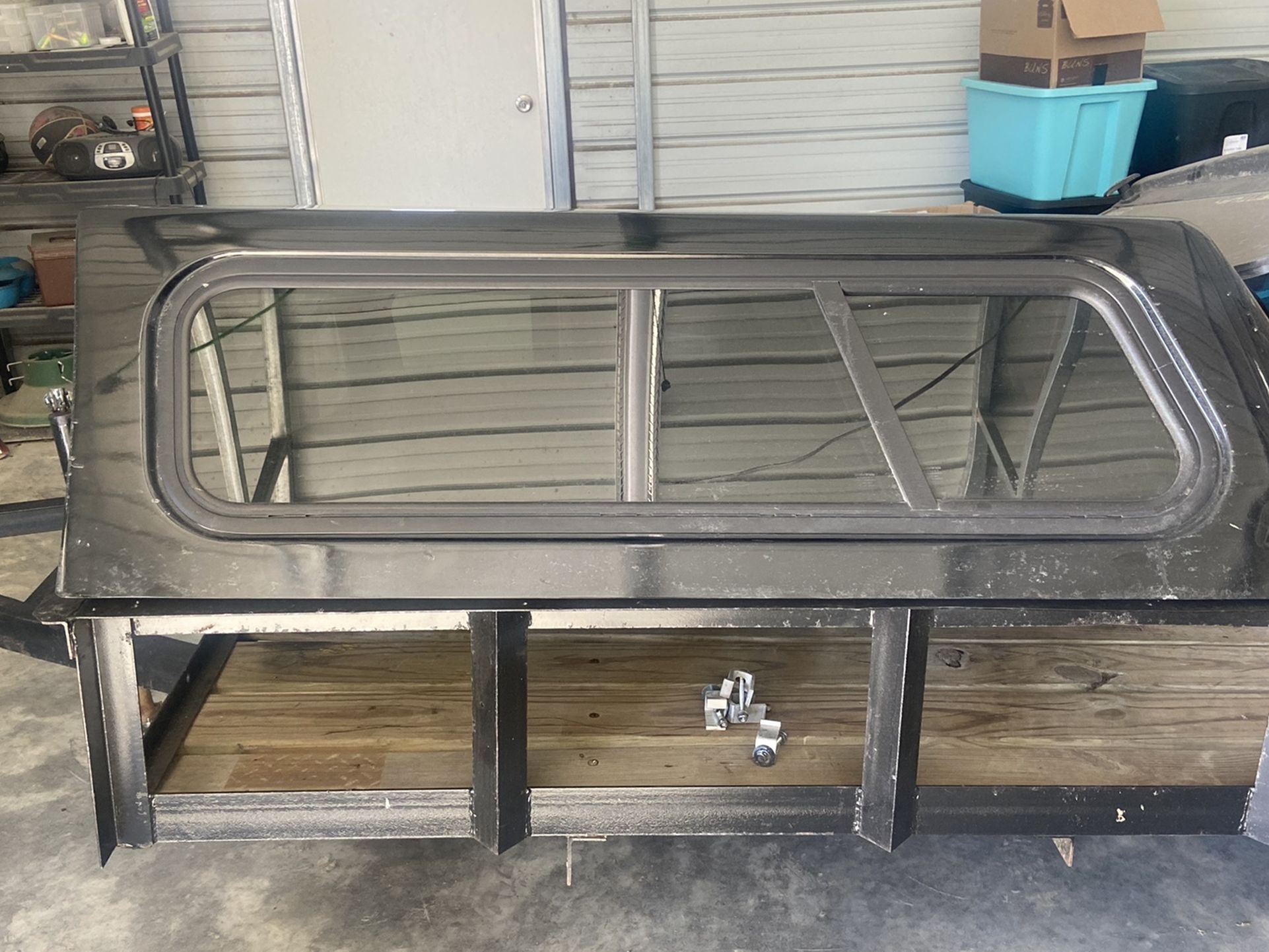 Chev Colorado Topper Century