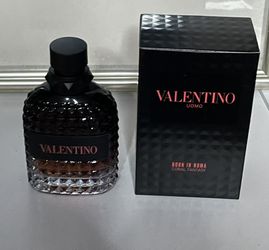 Valentino Born In Roma Coral Fantasy