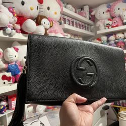 Gucci Clutch Bag With Tassel