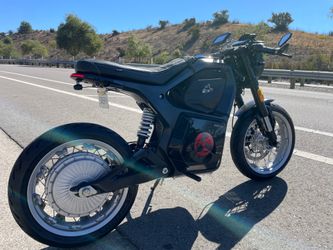 Sondors metacycle black