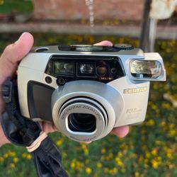 Pentax IQZoom 200 35mm Point and Shoot Film Camera