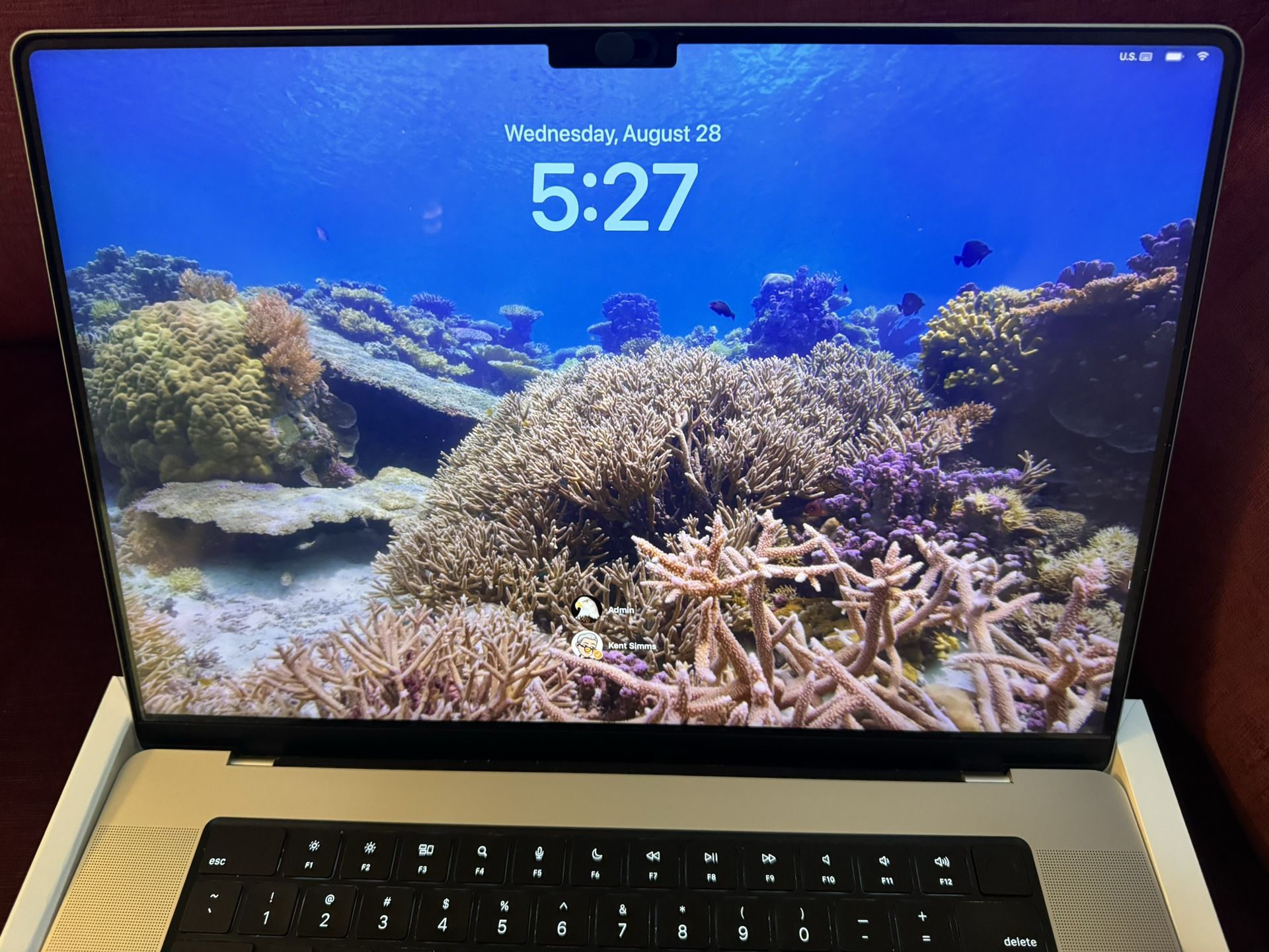 MacBook Pro M1 Pro, 16MB, 512 GB