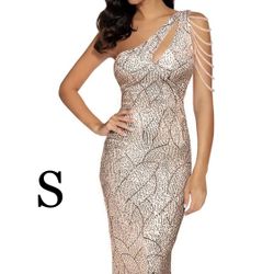 Dresses / Gowns / Vestidos / Dress