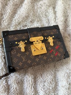 Louis Vuitton Trunk