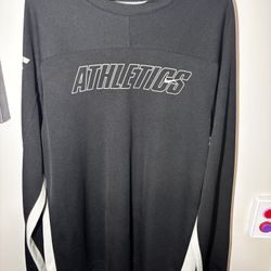 RARE Nike ATHLETICS MENS Long Sleeve Sleeve Swoosh Logo LARGE Black VINTAGE