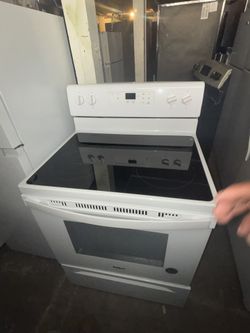 Whirlpool Stove On Good Working Condition