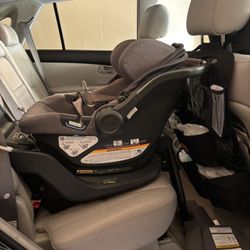 Uppababy Aria car seat with box mint condition