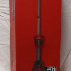 M18 18-Volt Lithium-Ion Cordless Rocket Dual Power Tower Light (Tool-Only)