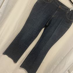 Levi’s 18M Bootcut Jeans Stretch Dark Wash Embellished Pocket Plus Size