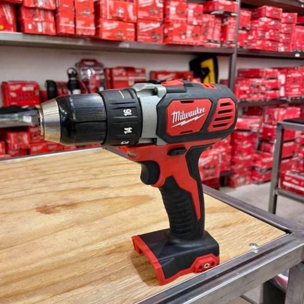MILWAUKEE M18 1/2” DRILL/DRIVER (TOOL ONLY) 2606-20