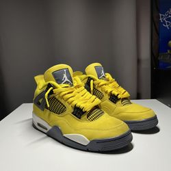 Jordan 4 “Lightning”