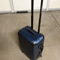 Solegaard Carry On Original Luggage 